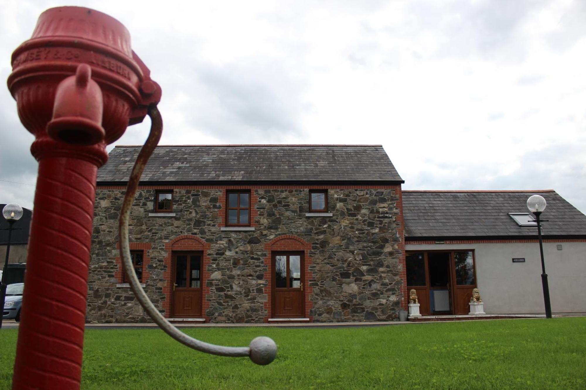 Avoca Lodge Lisburn Buitenkant foto